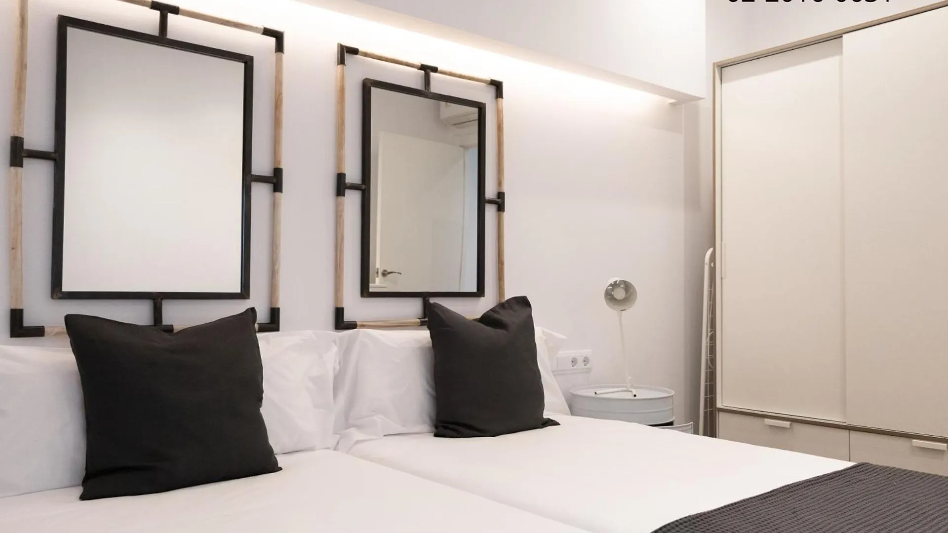 Ab Eixample Calabria Apartment Barcelona 0*,