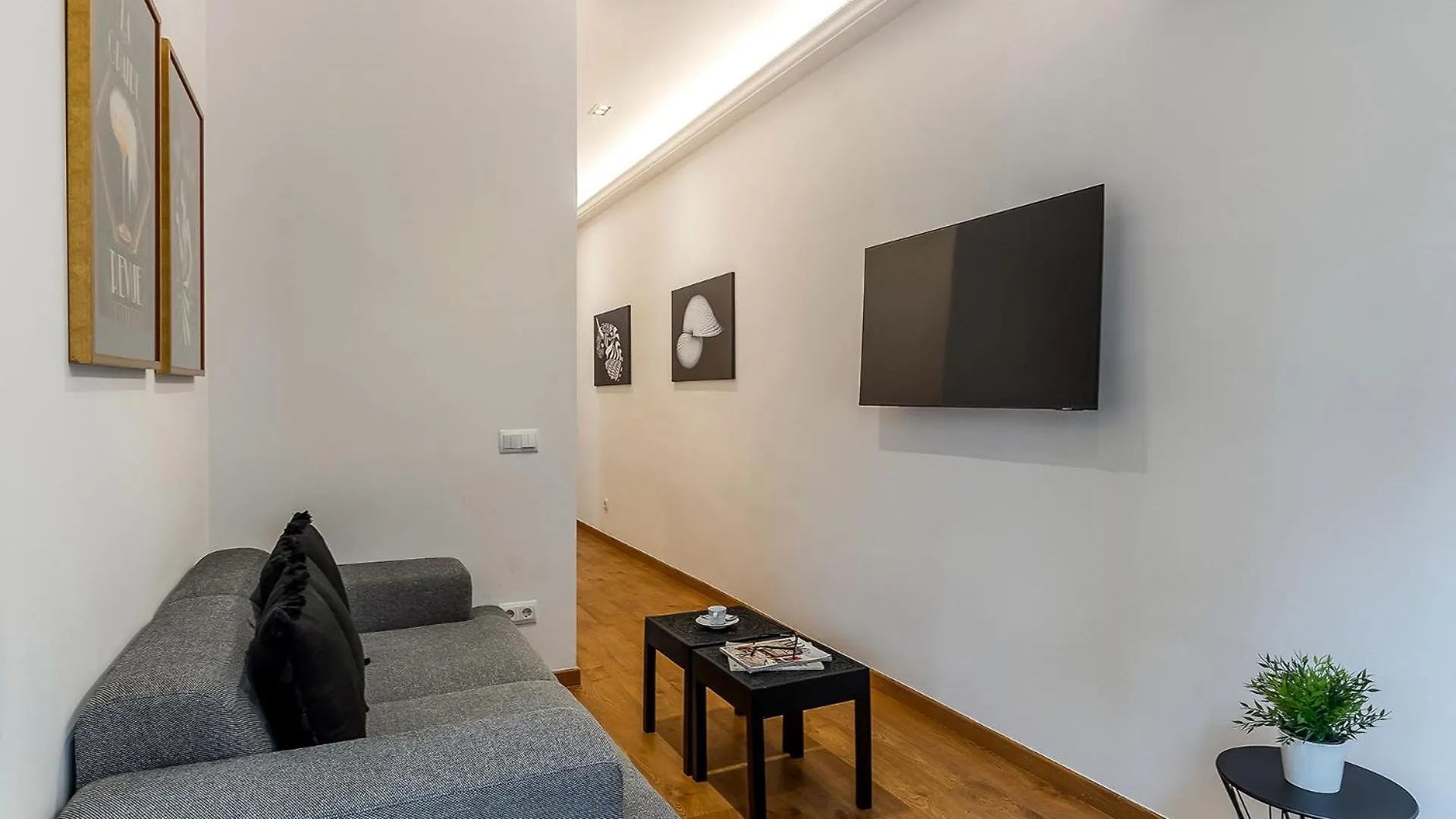 Ab Eixample Calabria Apartment Barcelona Spain